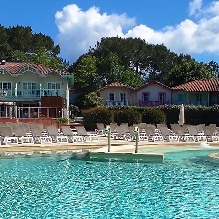 Au Milieu Des Pins, De 38 M2 - 4 Personnes - Domaine Du Golf *